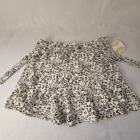 NWT ALTAR'D STATE Cheetah lined Skirt Sz Medium NWT Msrp $49.95 - Picture 1 of 5